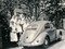 K-16607, VW van dokter P.K. de Haas uit Domburg, ca. 1950 met dokter C. Griep en een zevental verpleegkundigen voor het St. Joanna ziekenhuis te Goes.
bron: collectie Kees Griep
