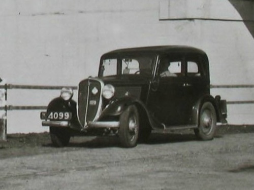 K-4099, Fiat Balilla van J. Torbijn uit Goes, bij Vlake ca. 1940.<br />bron: Zeeuwse Bibliotheek / Beeldbank Zeeland inv.nr. PB034472.
