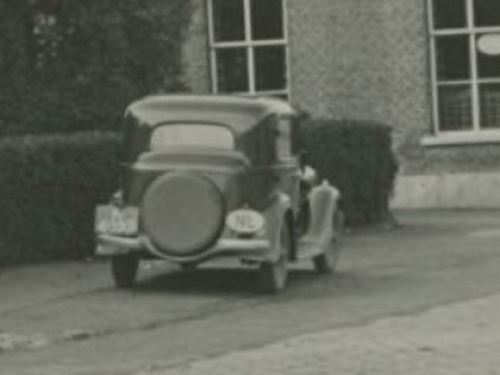 K-4099, Fiat Balilla van J. Torbijn uit Goes aan de Dorpstraat II te Heerle, ca. 1938.<br />Bron: http://www.zeeuwsarchief.nl, fotoarchief J. Torbijn, inv.nr. HEE-11.<br />