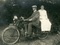 K-637, Henderson motorfiets van huisarts A.C. Polderman uit Scherpenisse, ca. 1916, met zijn vrouw Jacoba de Rijke achterop in een rieten zitje.
Bron: gemeentearchief Tholen, via Fred v.d. Kieboom.

