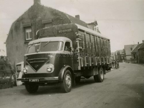 K-26093, Guy vrachtwagen van firma Janse en Simons uit Axel, ca. 1954.
bron: www.zwntransport.nl
