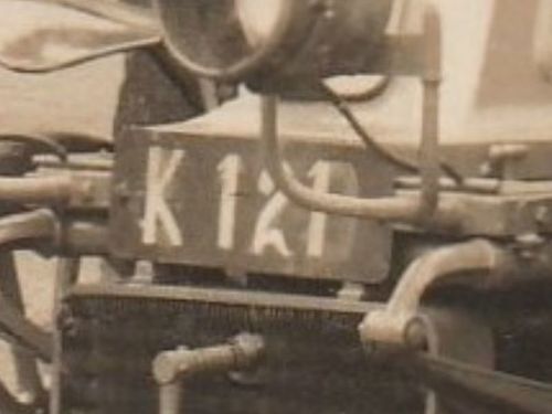 K-121, De Dion-Bouton van D.L. v. Splunter uit St. Philipsland, ca. 1910 (?) (detail).
Bron: nalatenschap van M.P. v. Splunter, via Peter Kok
