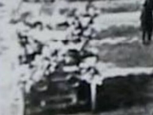 K-28, Fiat van Mr. J. Adriaanse uit Middelburg, tijdens de Nationale Concours Hippique aldaar op 3-8-1916, waarmee hij de 3e prijs behaalde.
Bron: Zeeuwse Bibliotheek, Beeldbank Zeeland inv.nr. 11969, fotograaf onbekend. 
